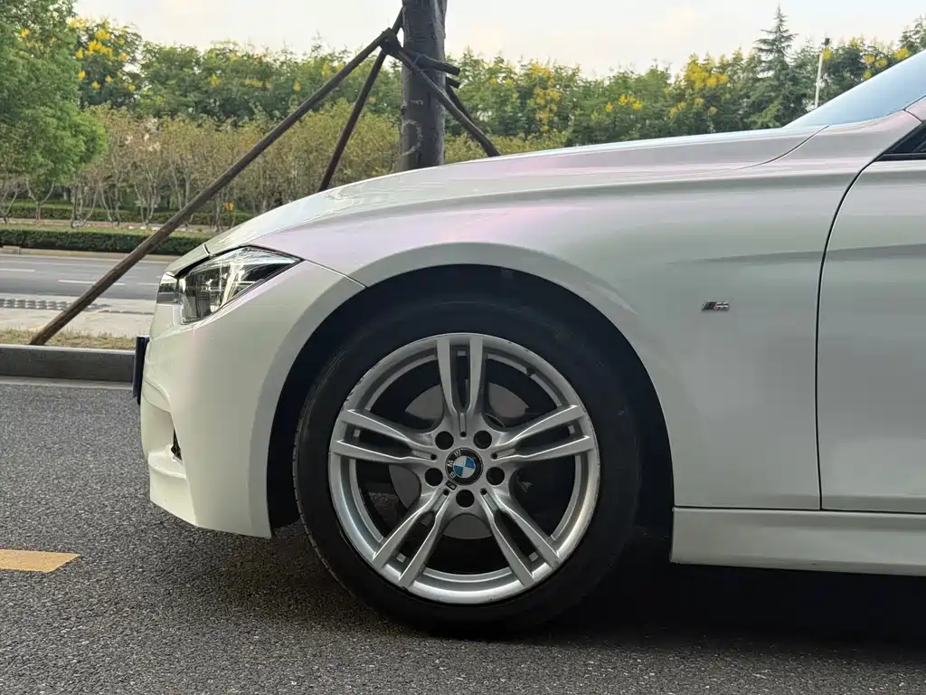 BMW 3 Series — миниатюра 5
