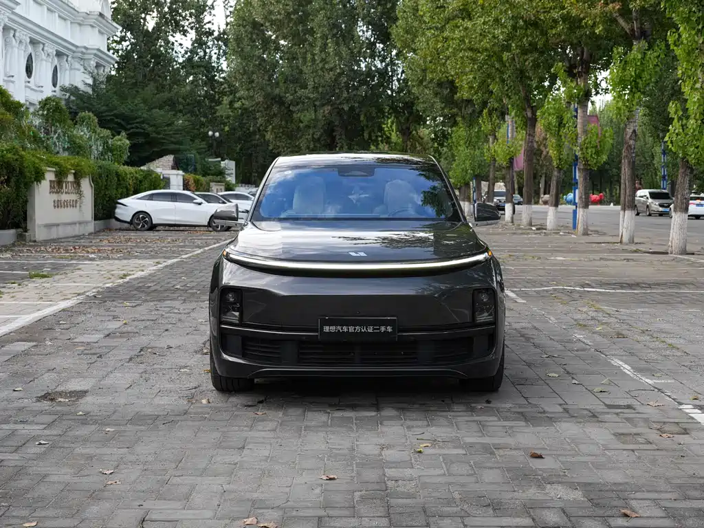 Li Auto Li L8 — миниатюра 2