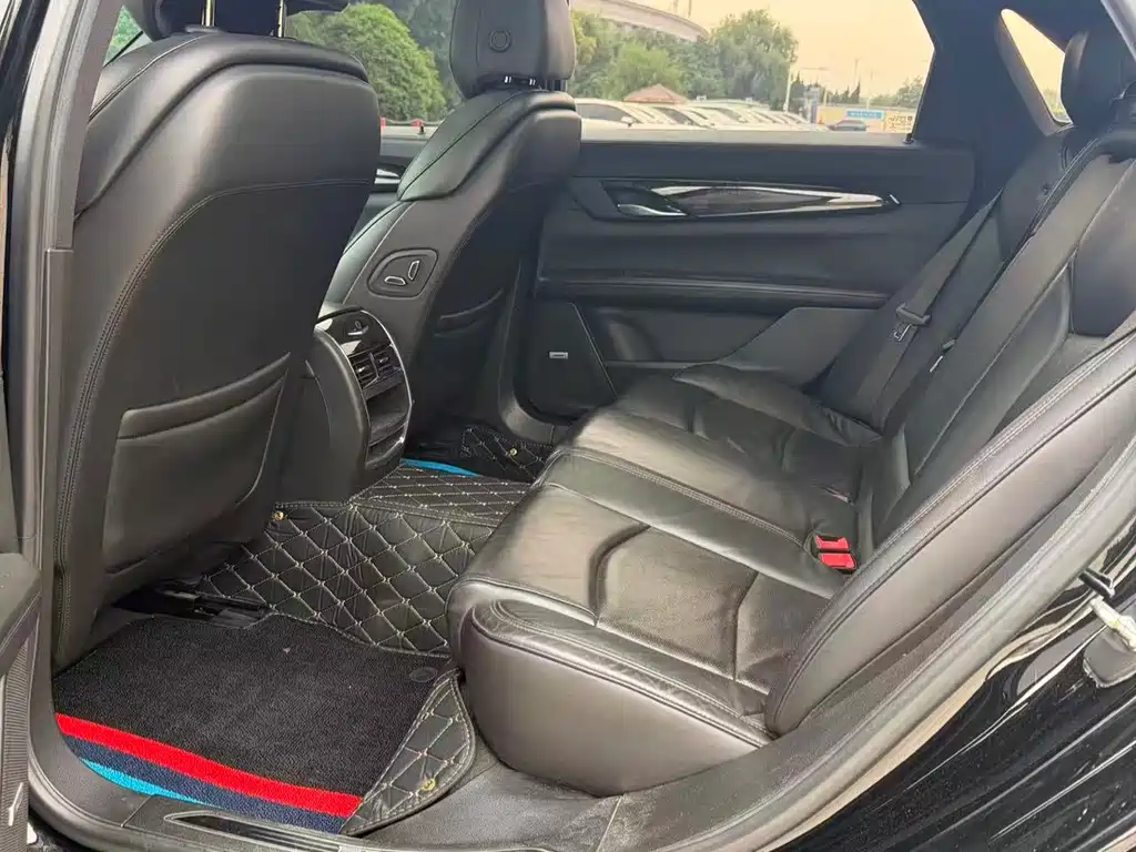 Cadillac CT6 28T Luxury Type, фото 5