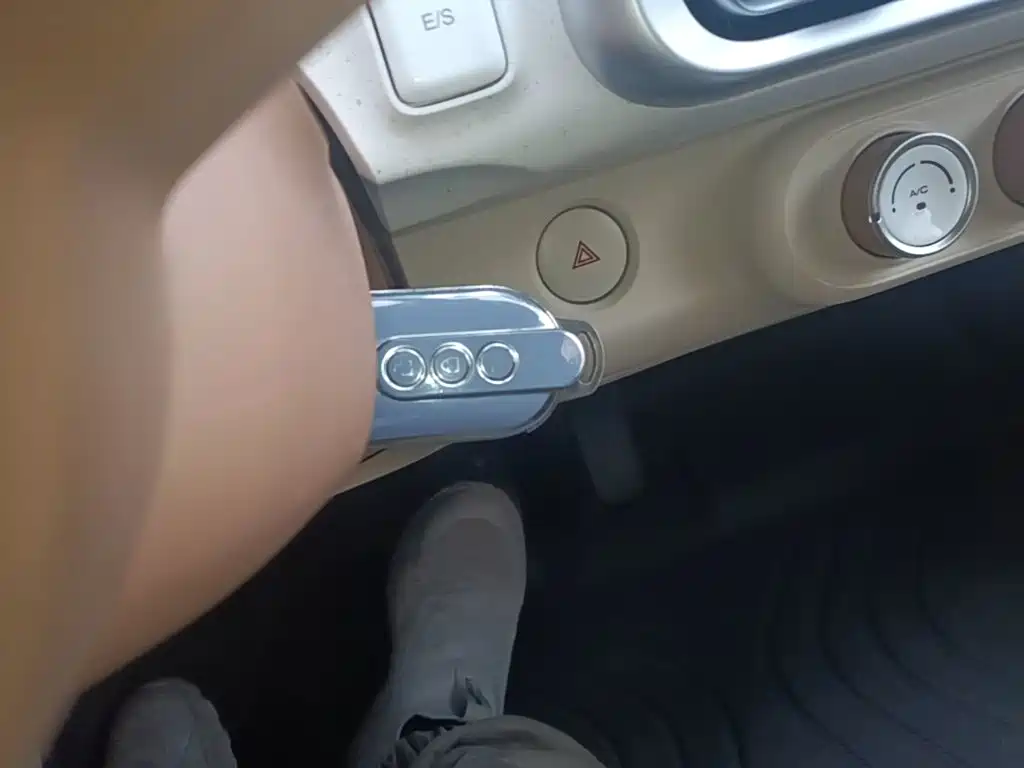 Wuling MINIEV — миниатюра 9