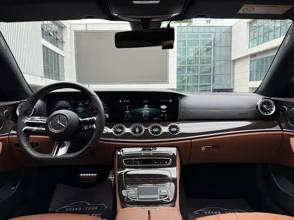 Mercedes-Benz E-Class (Import) — миниатюра 4