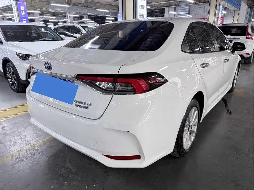 Toyota Corolla - фото 19