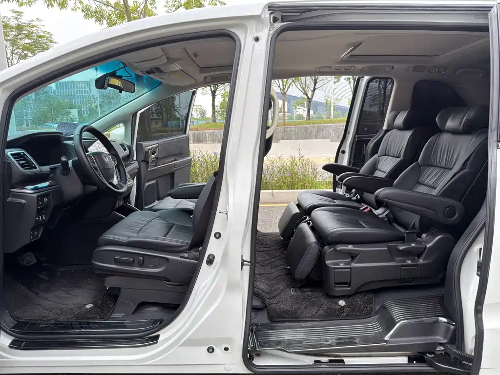 Honda Odyssey — миниатюра 8