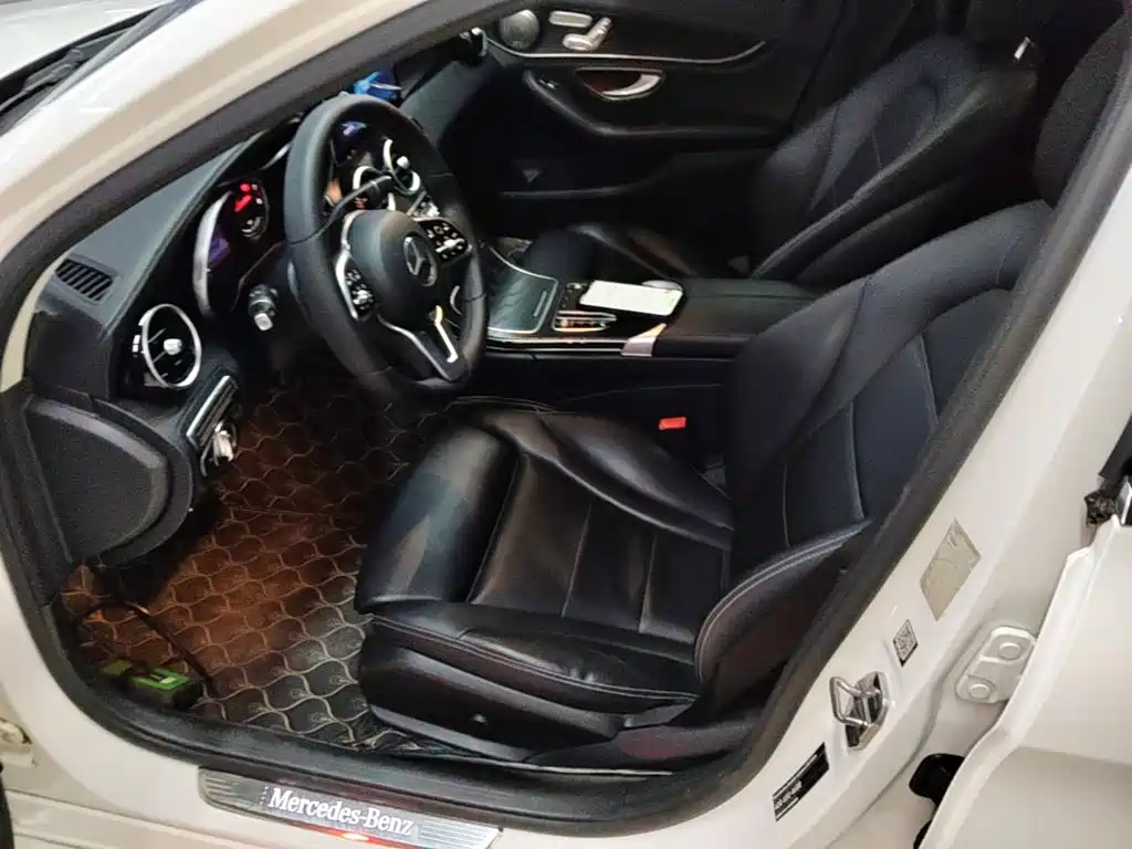 Mercedes-Benz C-Class — миниатюра 15