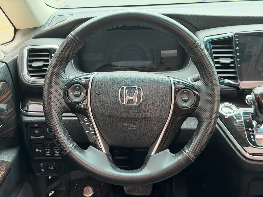 Honda Odyssey — миниатюра 17