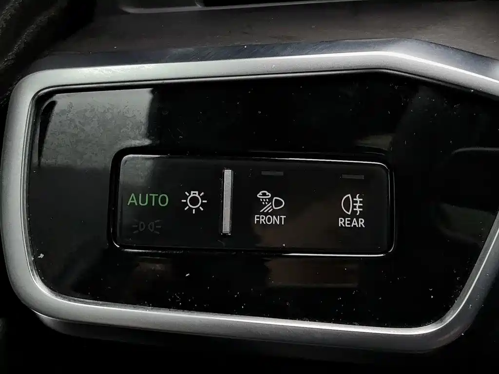 Audi A6L — миниатюра 21