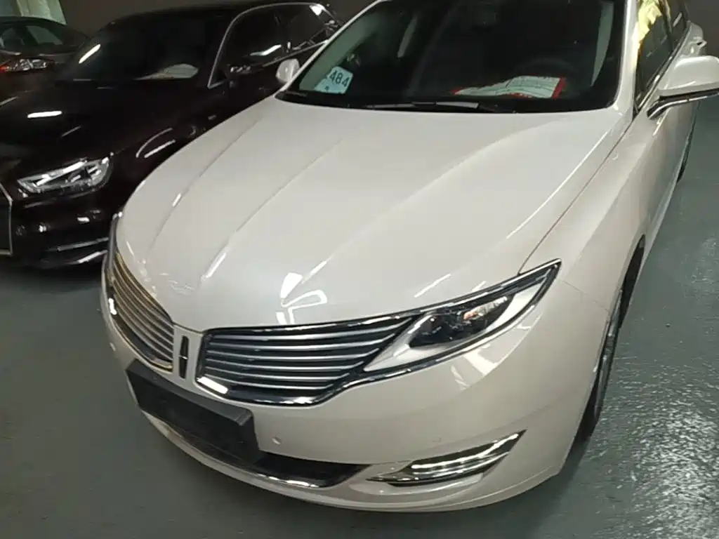 Lincoln MKZ — миниатюра 3