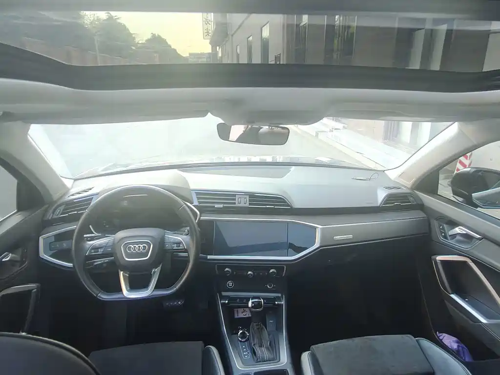 Audi Q3 — миниатюра 9
