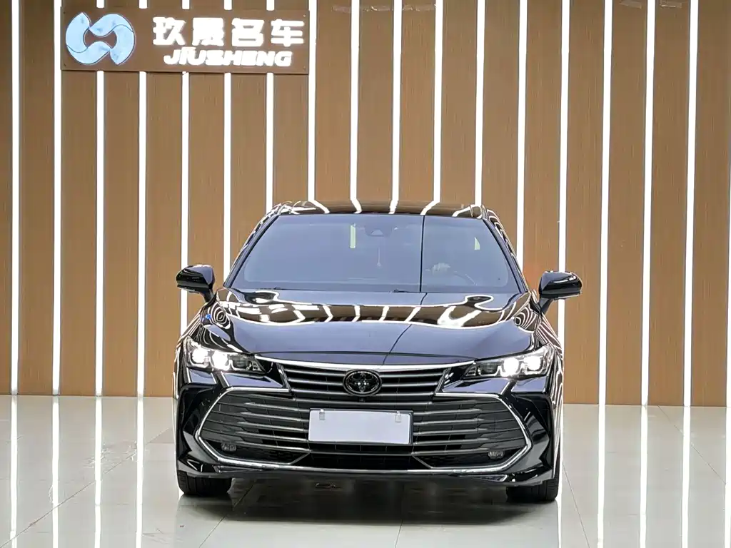 Toyota Avalon — миниатюра 2