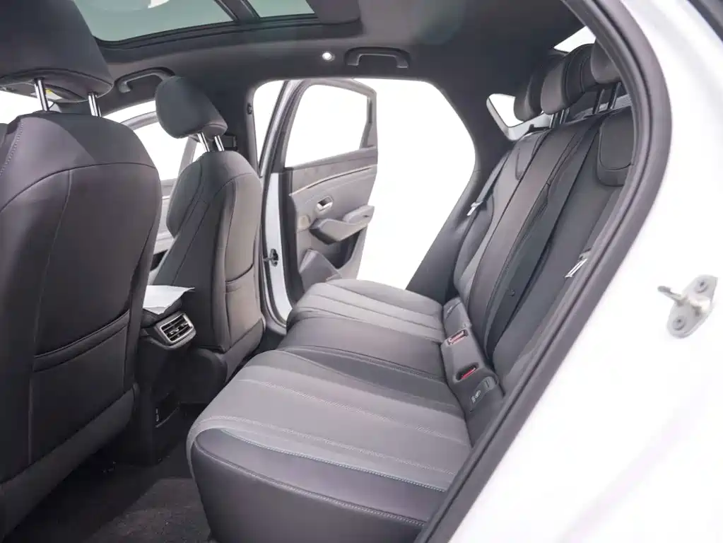 BYD Qin L — миниатюра 22