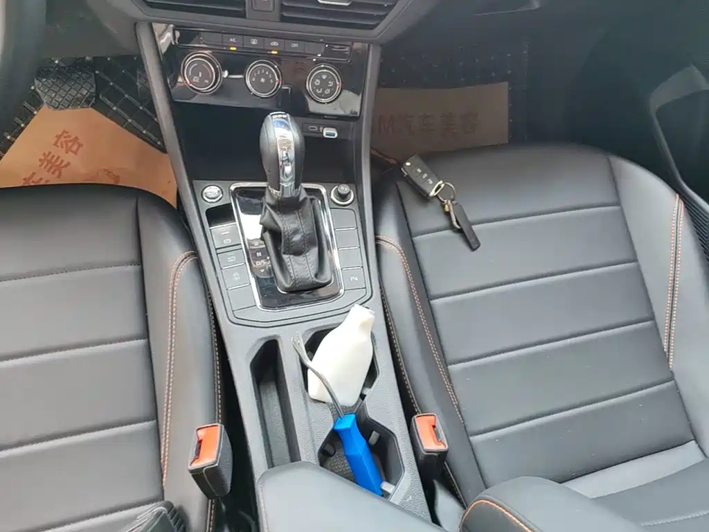 Volkswagen Bora — миниатюра 14