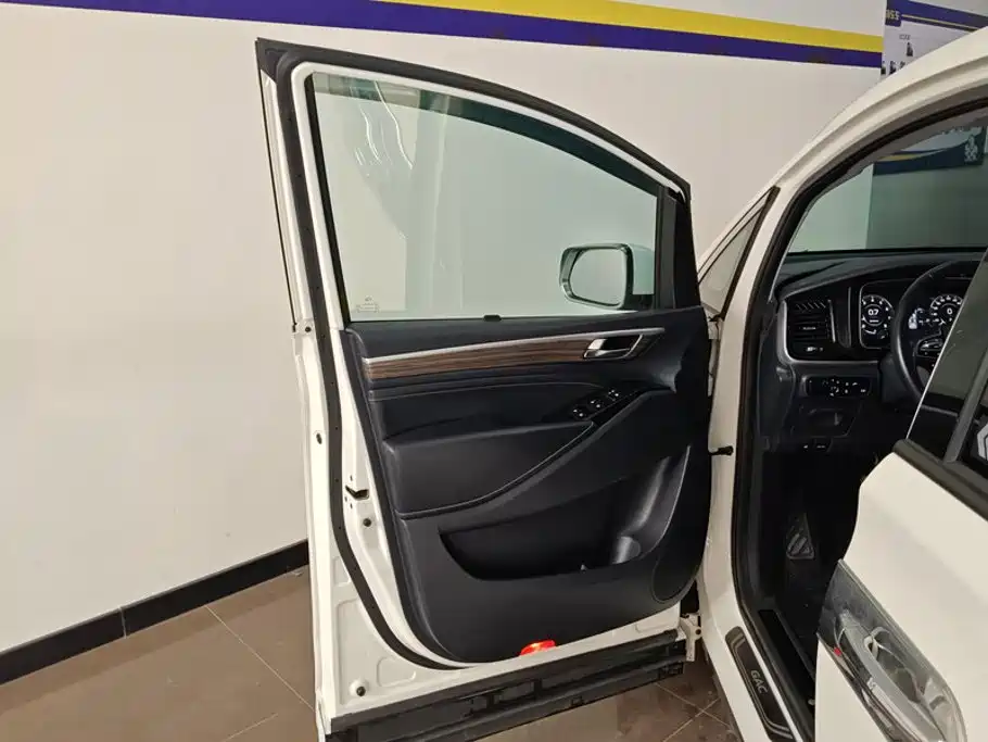 GAC Motor Trumpchi M8 — миниатюра 7