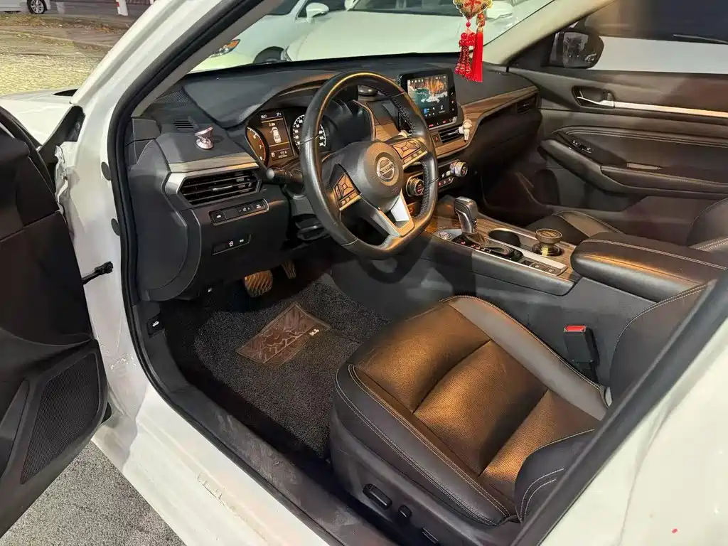 Nissan Teana — миниатюра 2