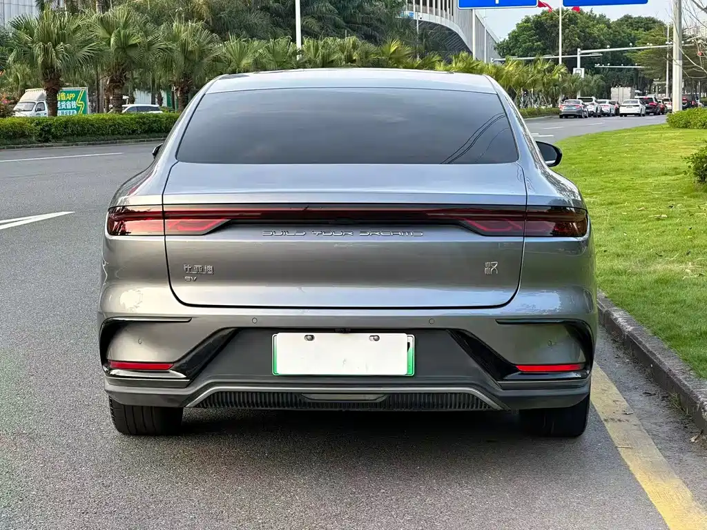 BYD Han — миниатюра 5
