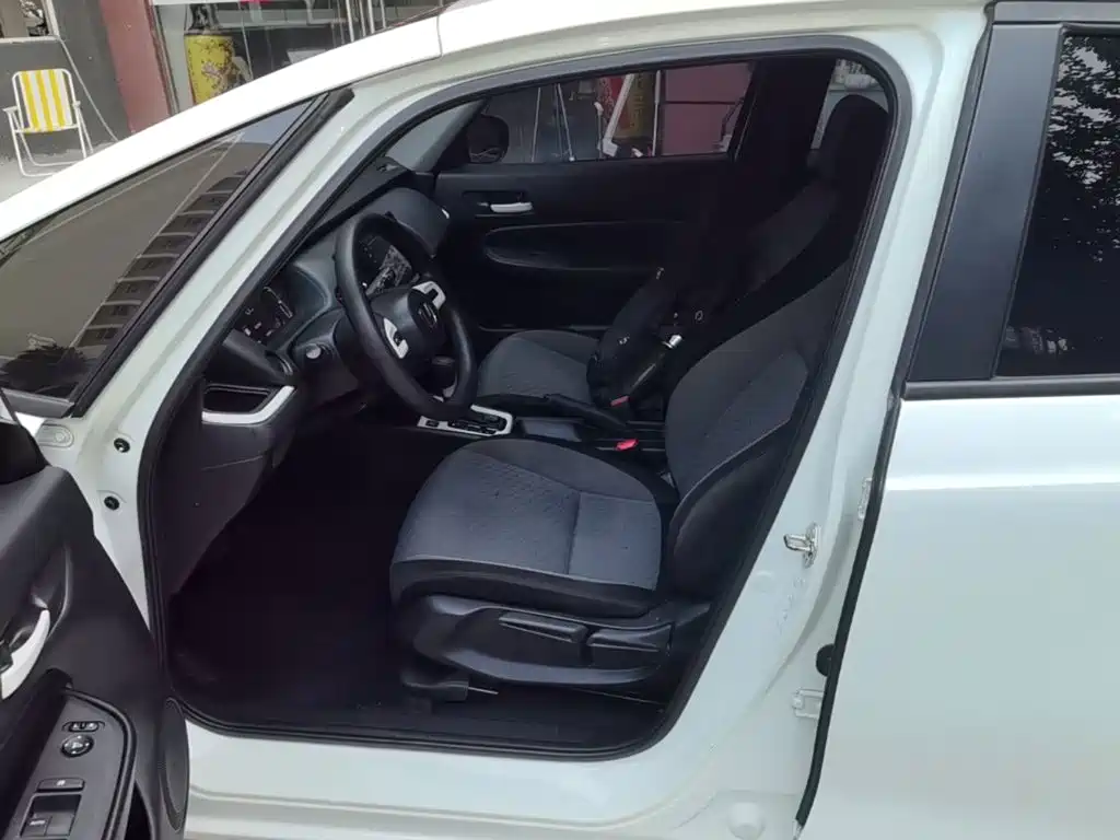 Honda Fit — миниатюра 15