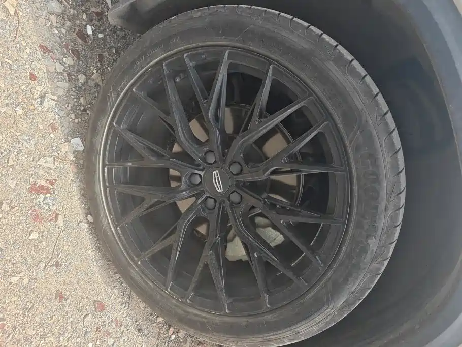 Geely Xingyue L — миниатюра 6