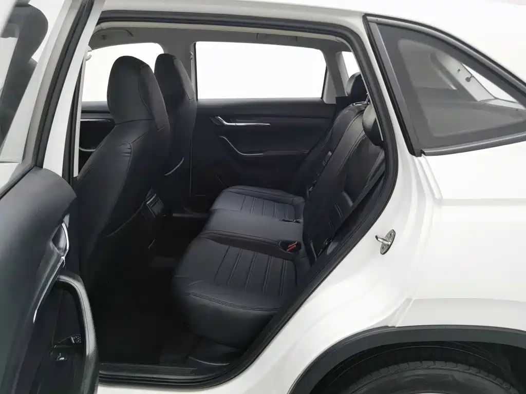 Skoda Kamiq — миниатюра 15