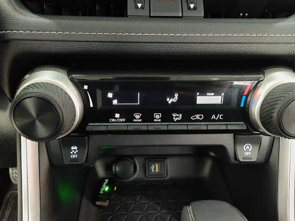 TOYOTA RAV4 RONGFANG