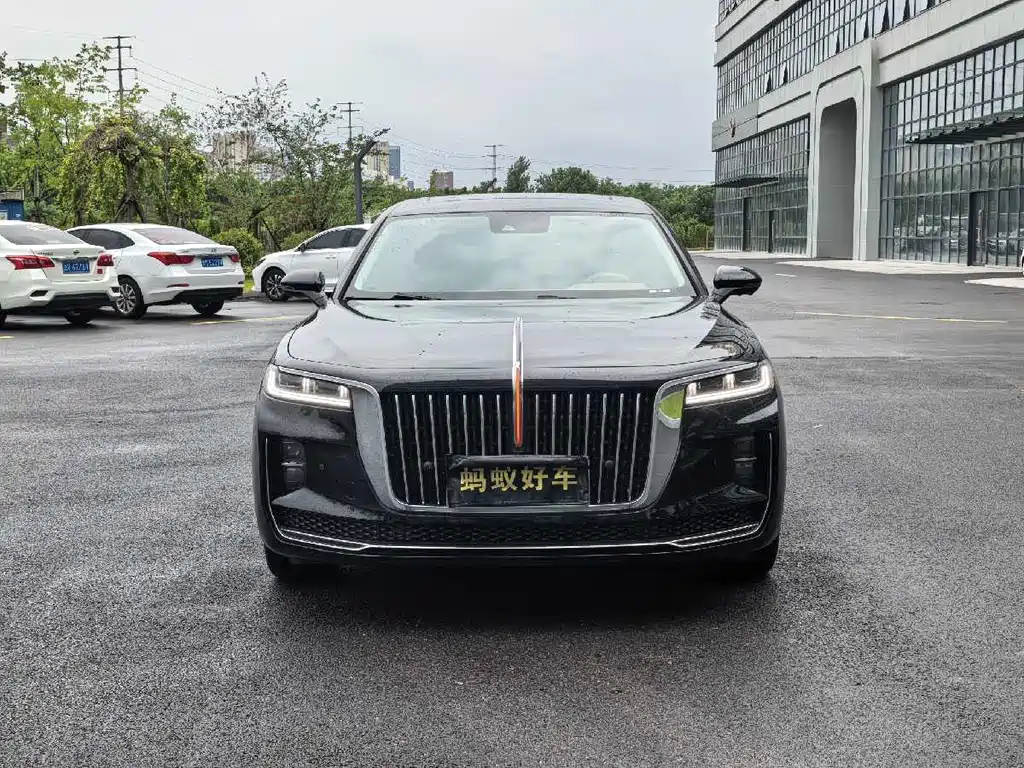 Hongqi H9 2022 2.0T