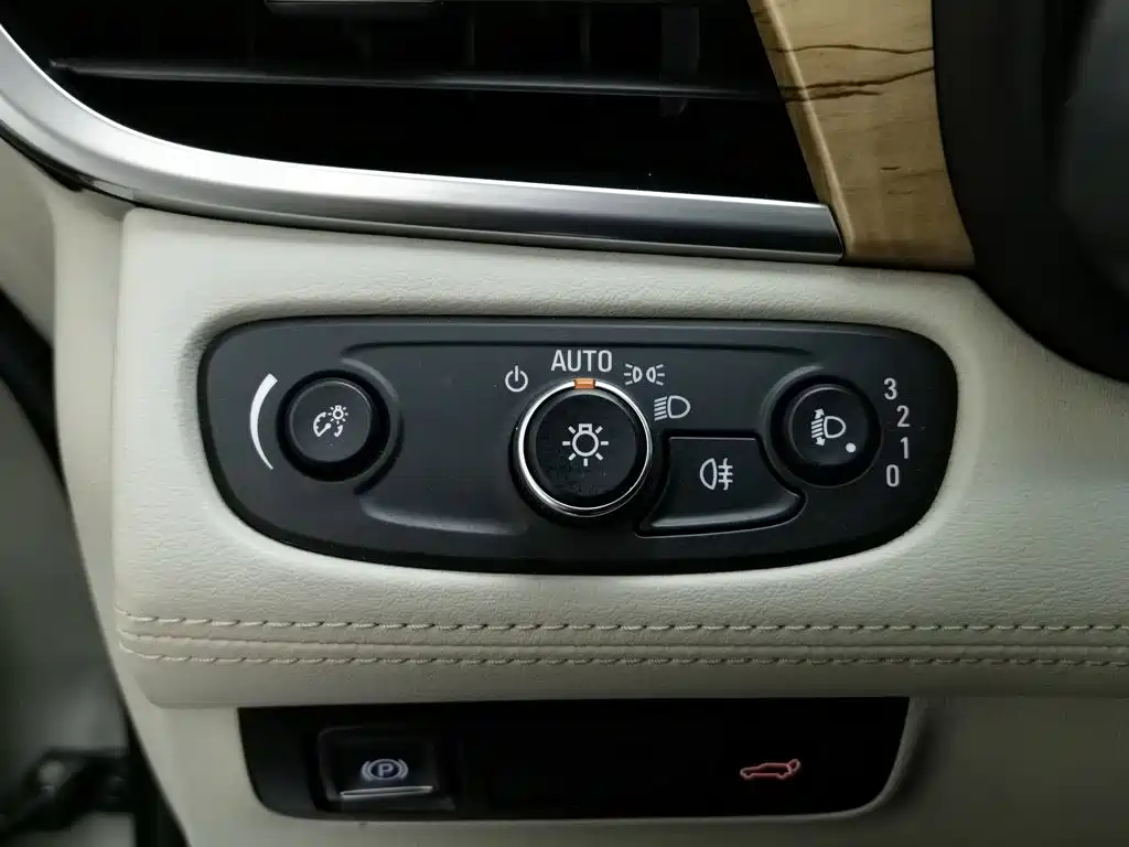 Buick GL8 — миниатюра 21