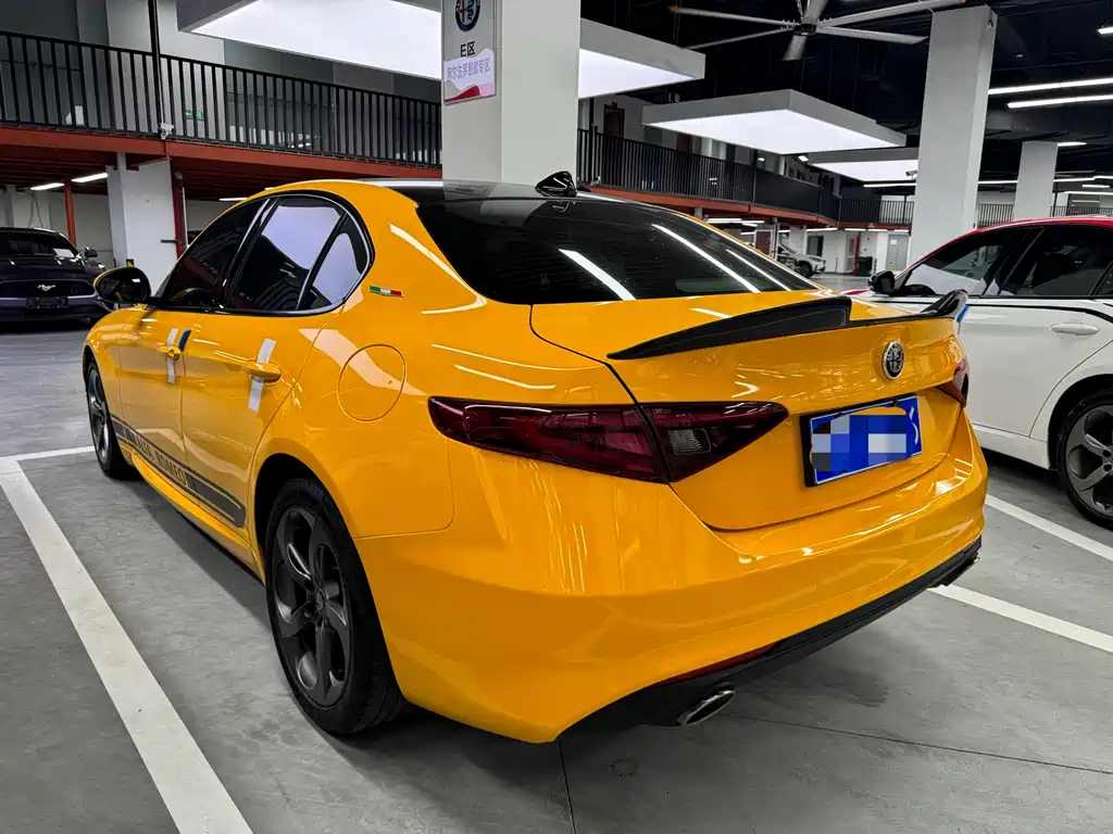 Alfa Romeo Giulia — миниатюра 11