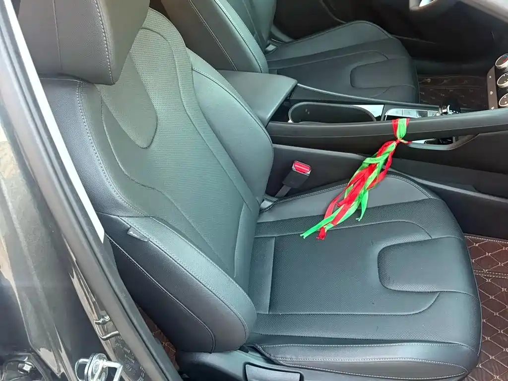 Hyundai Elantra — миниатюра 3