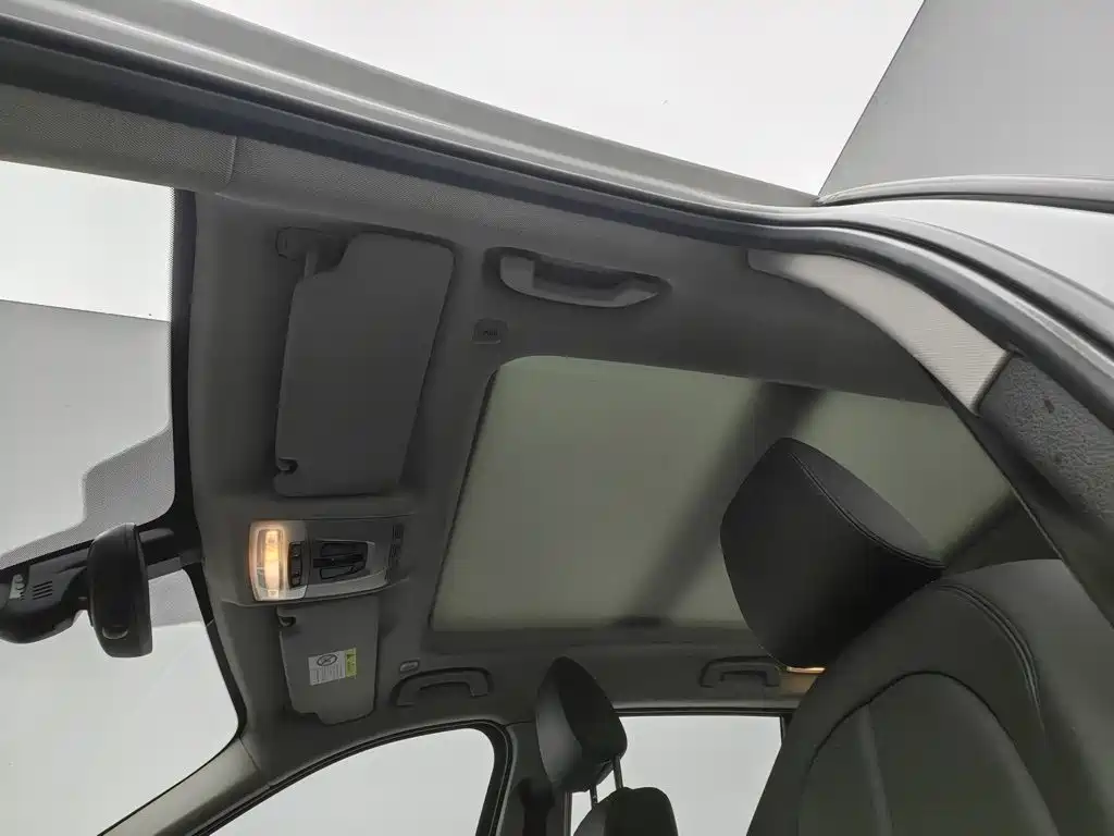 BMW X1 — миниатюра 14