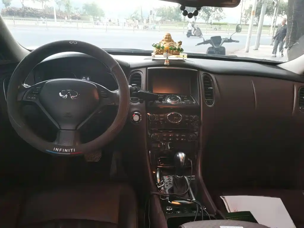 Infiniti QX50 (Import) — миниатюра 13