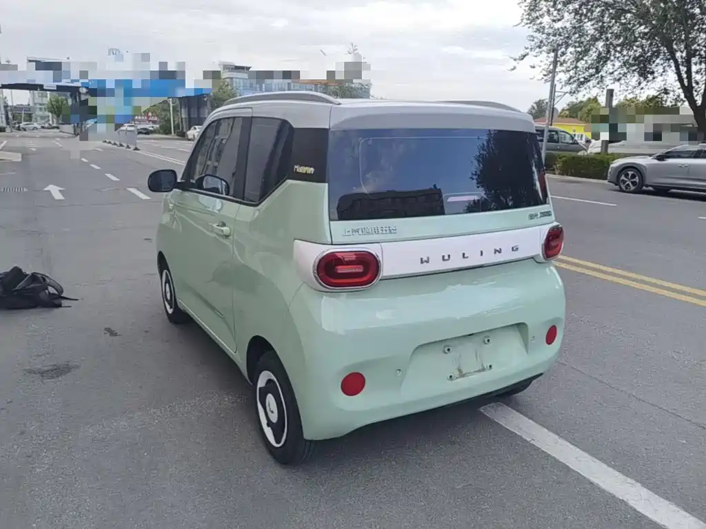 Wuling MINIEV — миниатюра 5