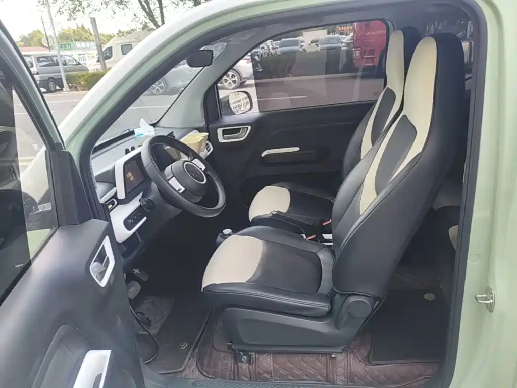 Wuling MINIEV — миниатюра 15