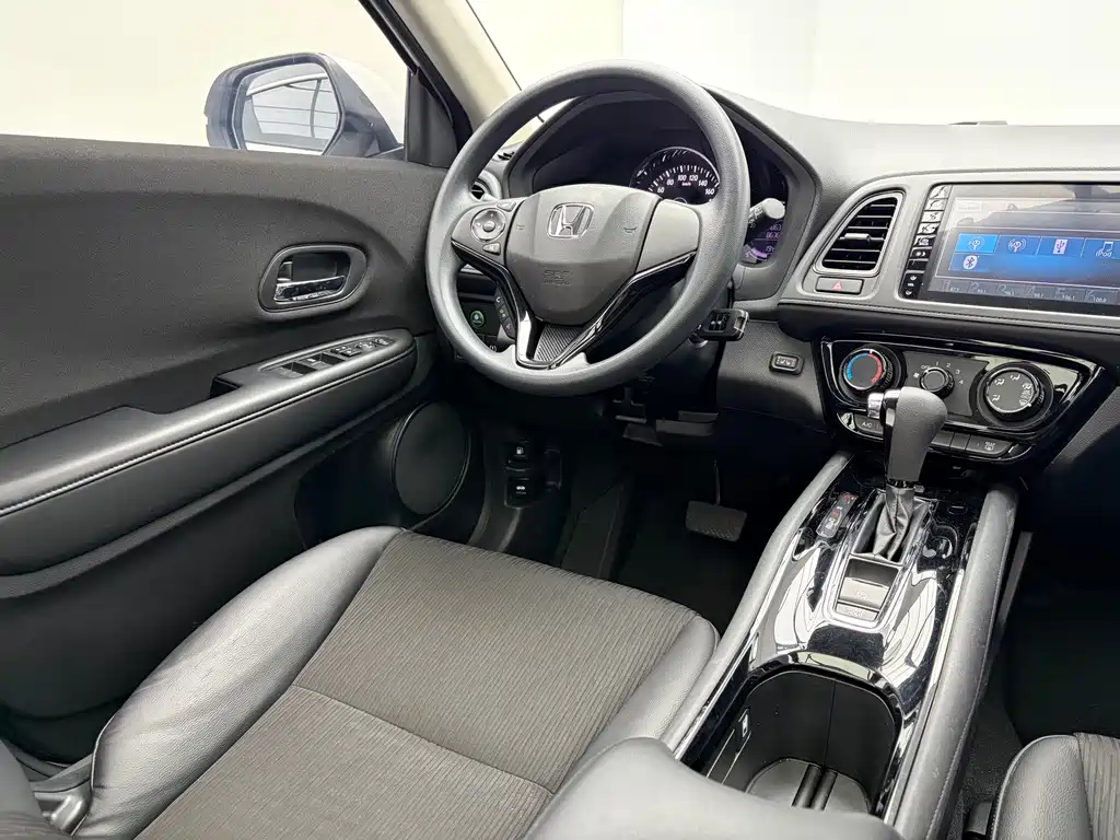 Honda Vezel 2020 — фото 8