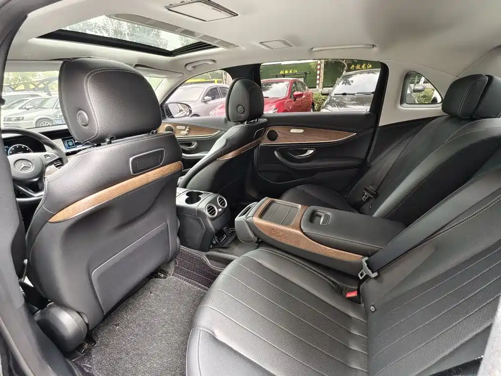 Mercedes-Benz E-Class E 2018 E 200 L 4MATIC