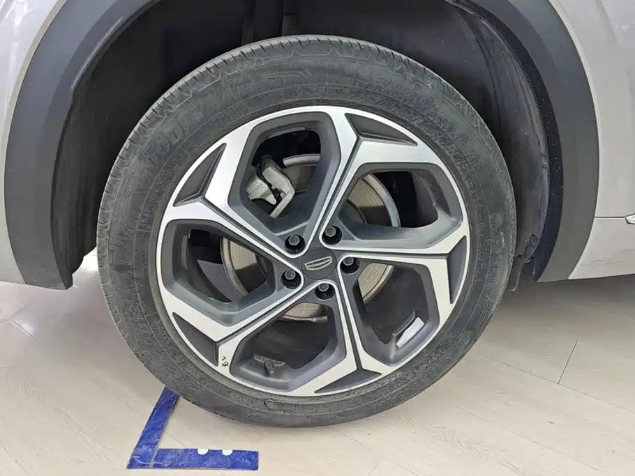Geely Xingyue L — миниатюра 6