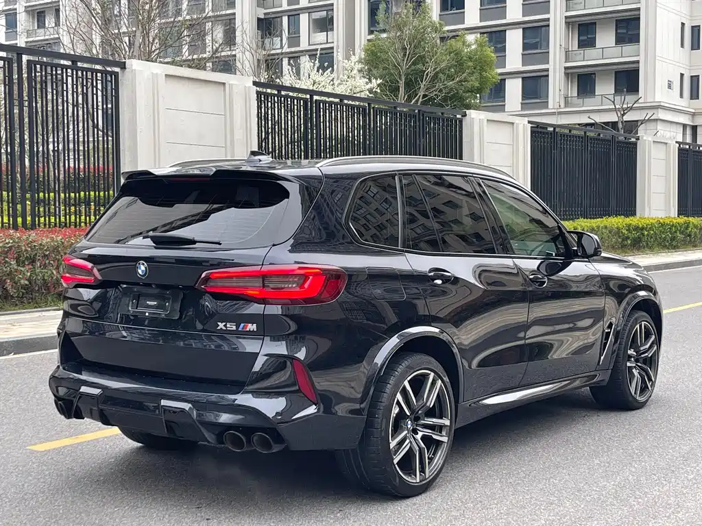 BMW X5 M