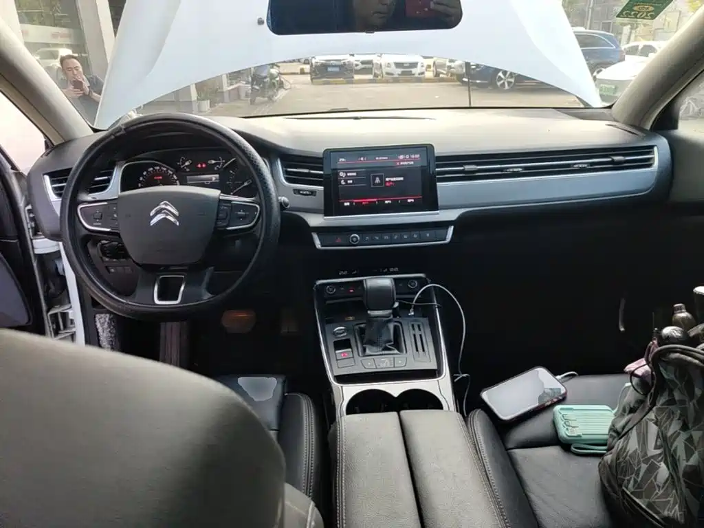 Citroen C5 — миниатюра 10