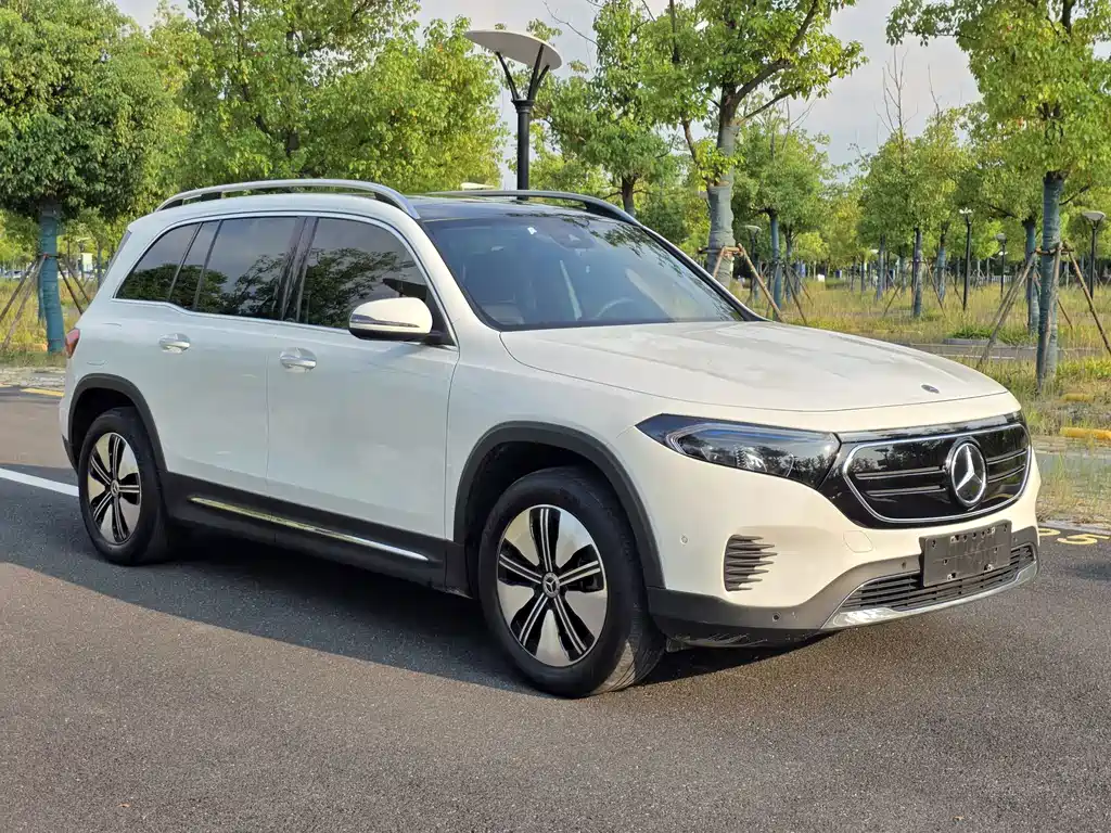 Mercedes-Benz EQB — миниатюра 3