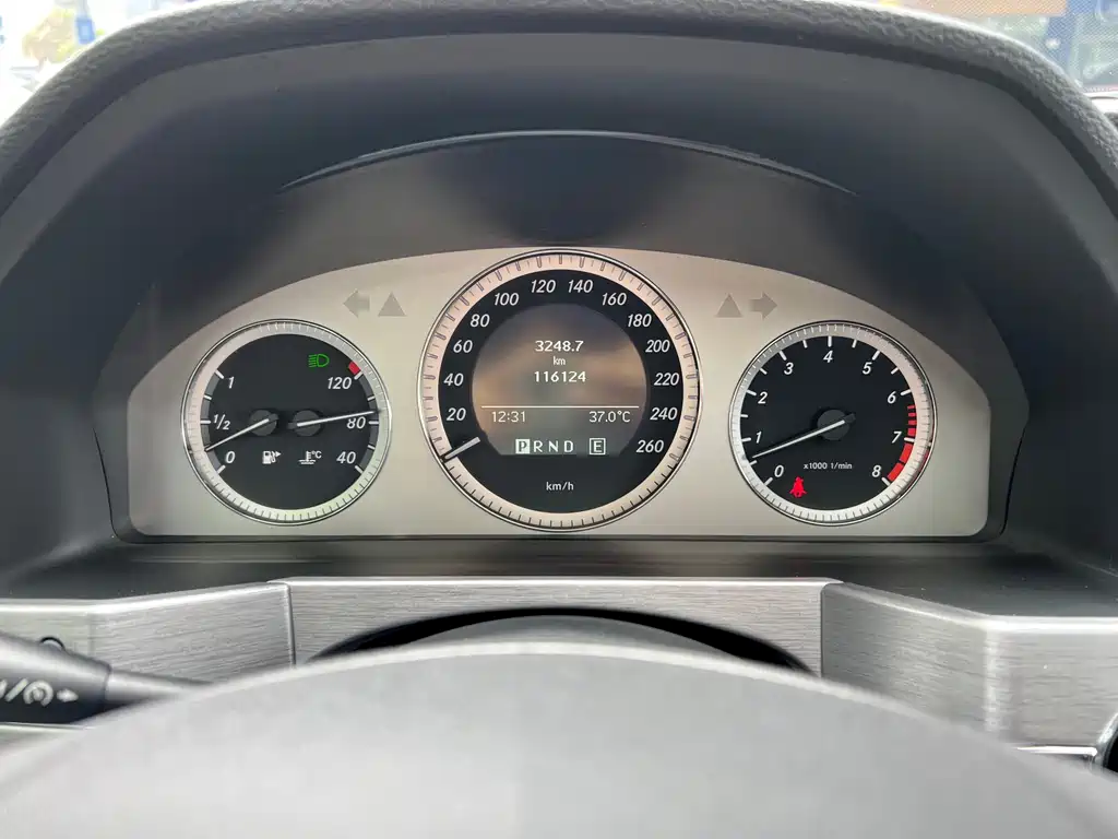 Mercedes-Benz GLK-Class (Import) — миниатюра 13