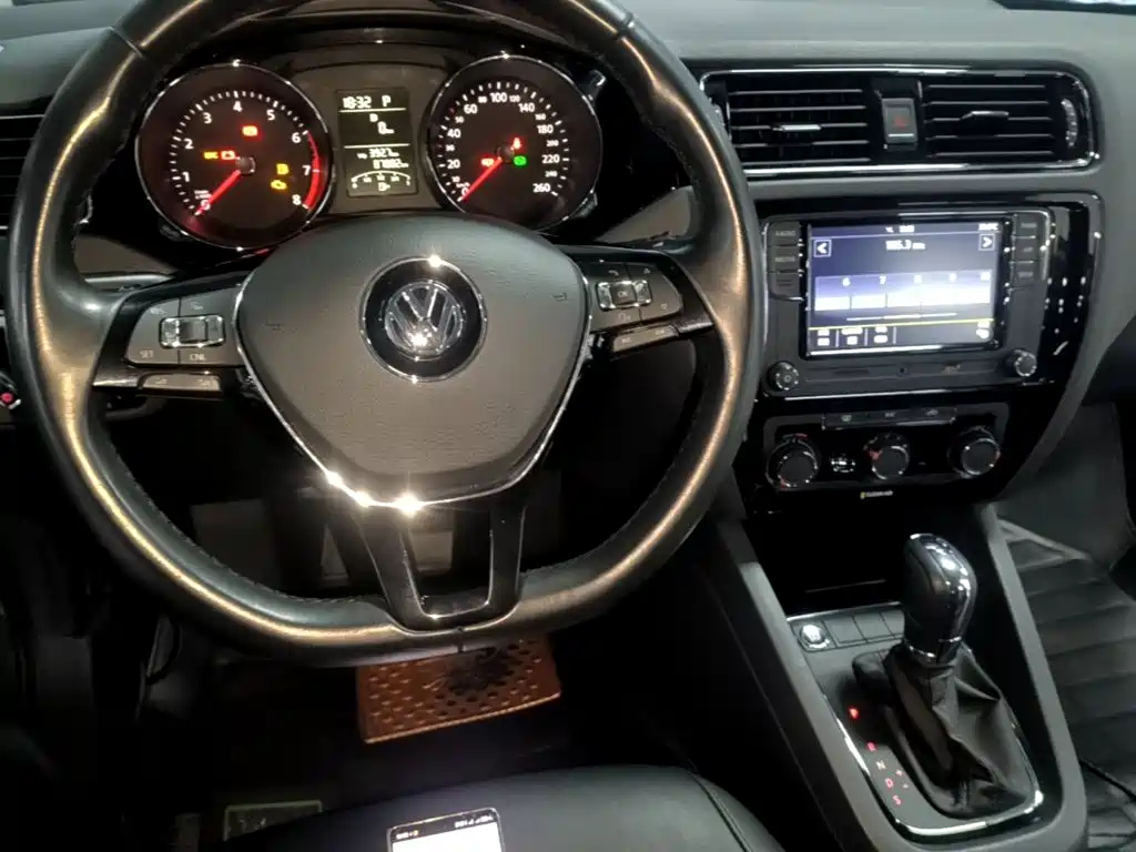 Volkswagen Sagitar — миниатюра 10