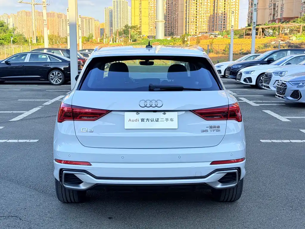 Audi Q3 2024 — фото 5