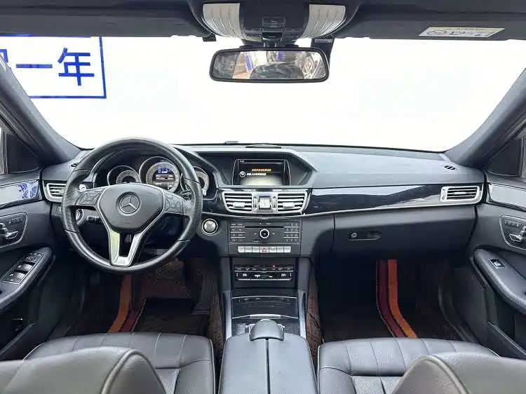 Mercedes-Benz E-Class — миниатюра 22