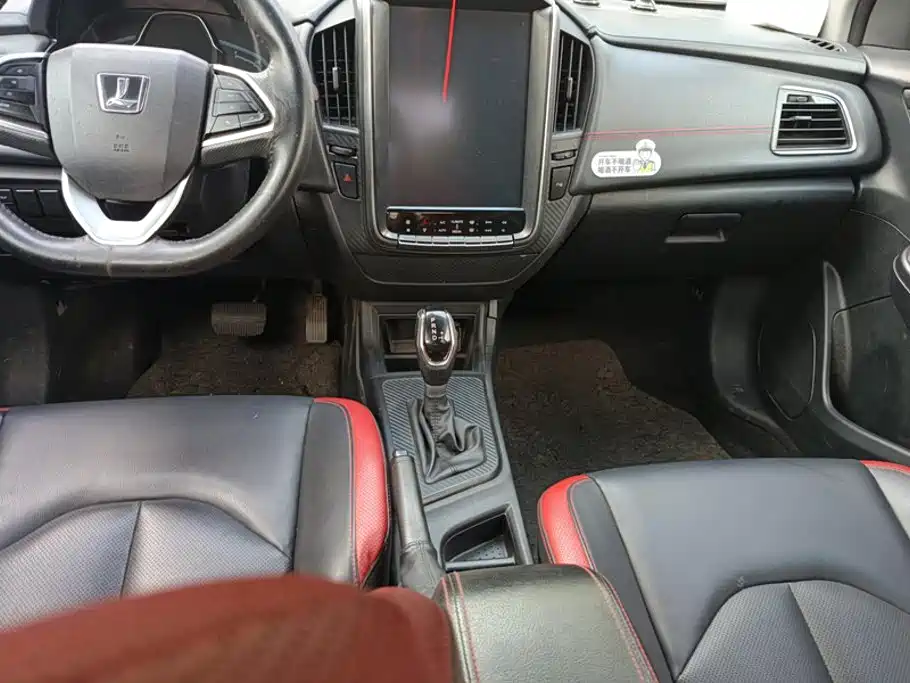 Luxgen U5 SUV — миниатюра 16