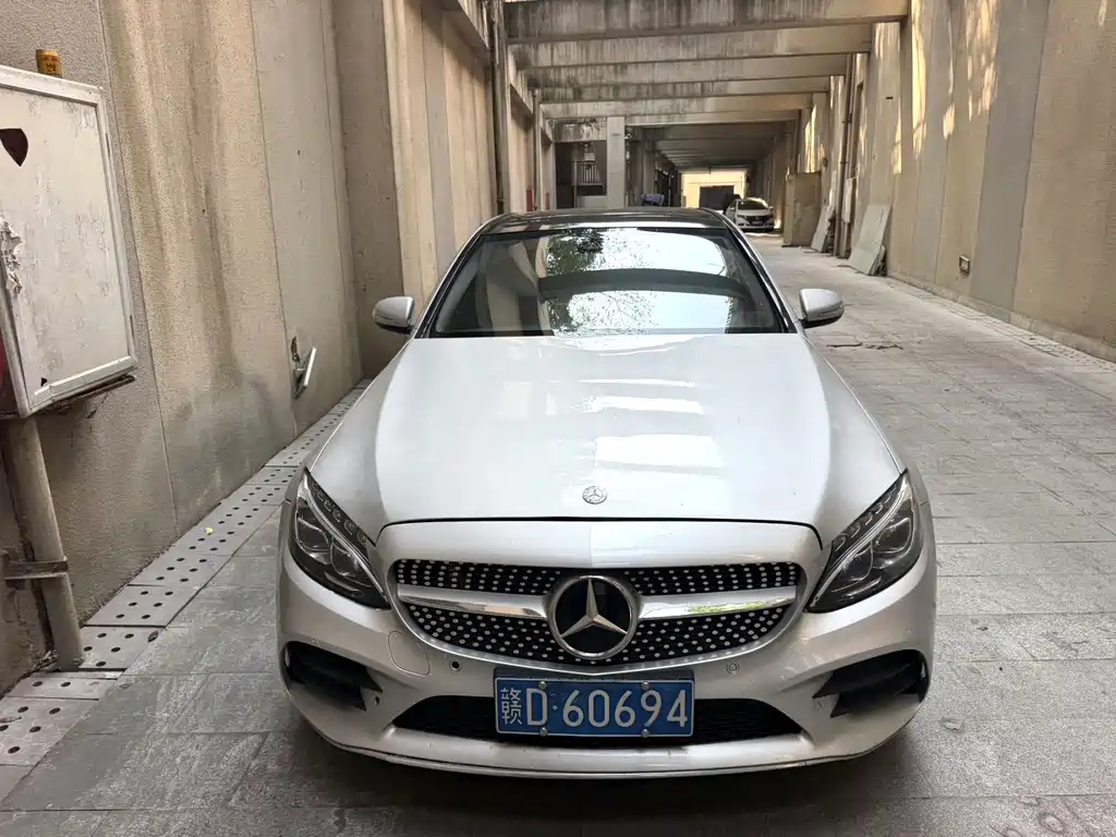 Mercedes-Benz C-Class — миниатюра 2