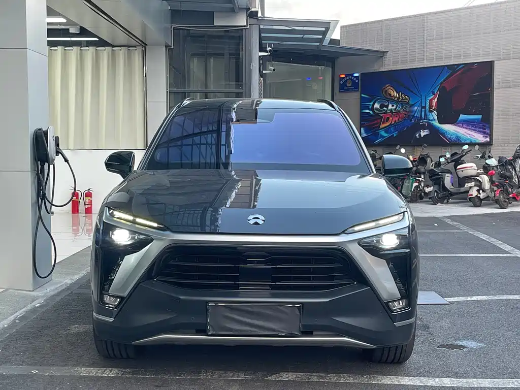 NIO ES8 — миниатюра 3