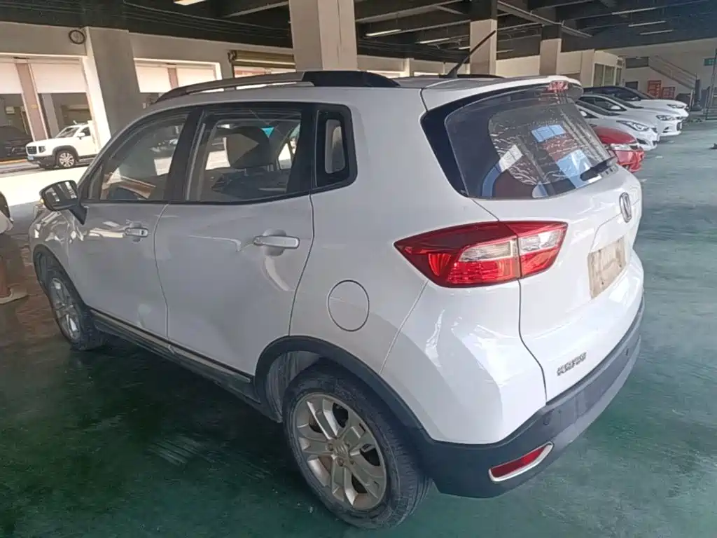 Changan CS15 — миниатюра 5