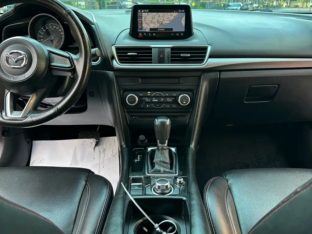 Mazda 3 Axela — миниатюра 16