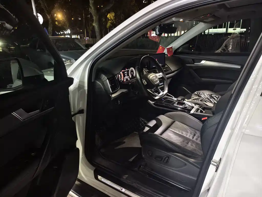 Audi Q5L — миниатюра 4
