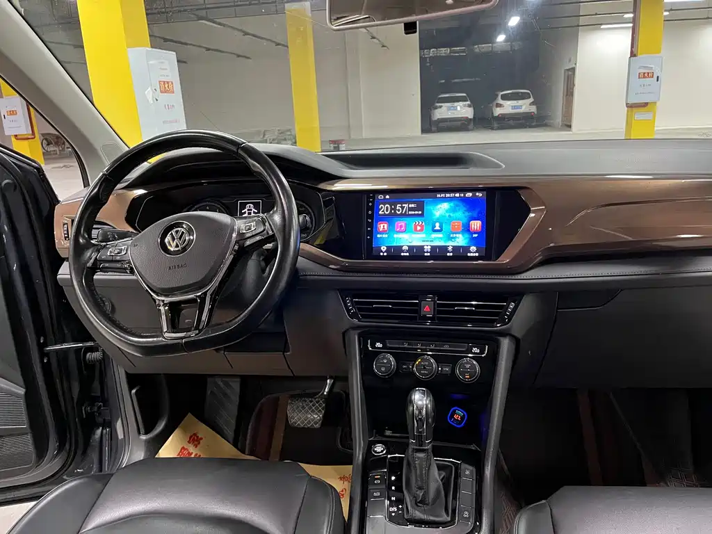 Volkswagen Tharu — миниатюра 11