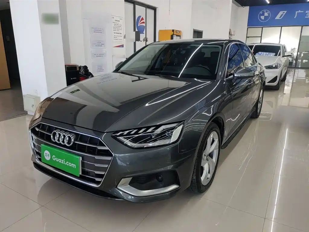 Audi A4L 2021