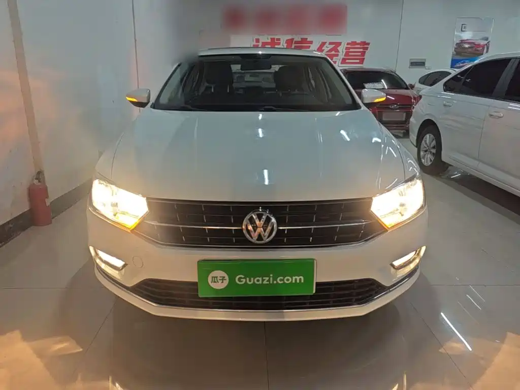 Volkswagen Bora — миниатюра 3