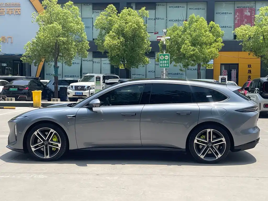 NIO ET5T 2025 Champion 100kWh Touring